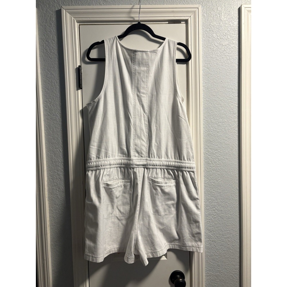 Athleta Romper Womens XL White Textured Sleeveless Drawstring Waist Pockets - Picture 5 of 7